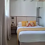 La Casuca Del Olivo Holiday home Cecenas